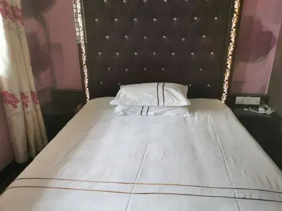 Shanghai Xingpu 99 Fashion Hotel