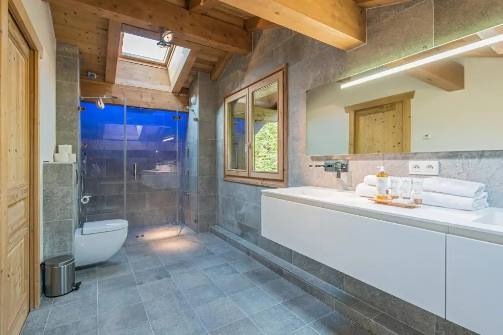Omaroo Chalets Morzine - By EMERALD