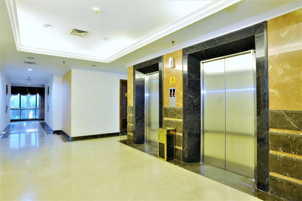 ZEN Rooms Near Grand Indonesia Mall