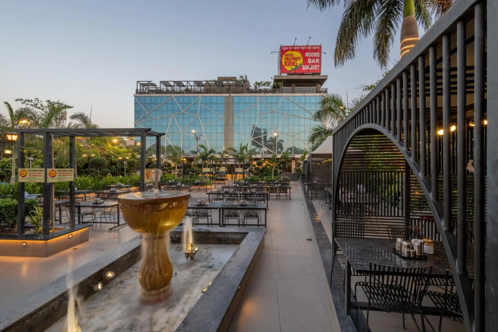 Hotel Highway King