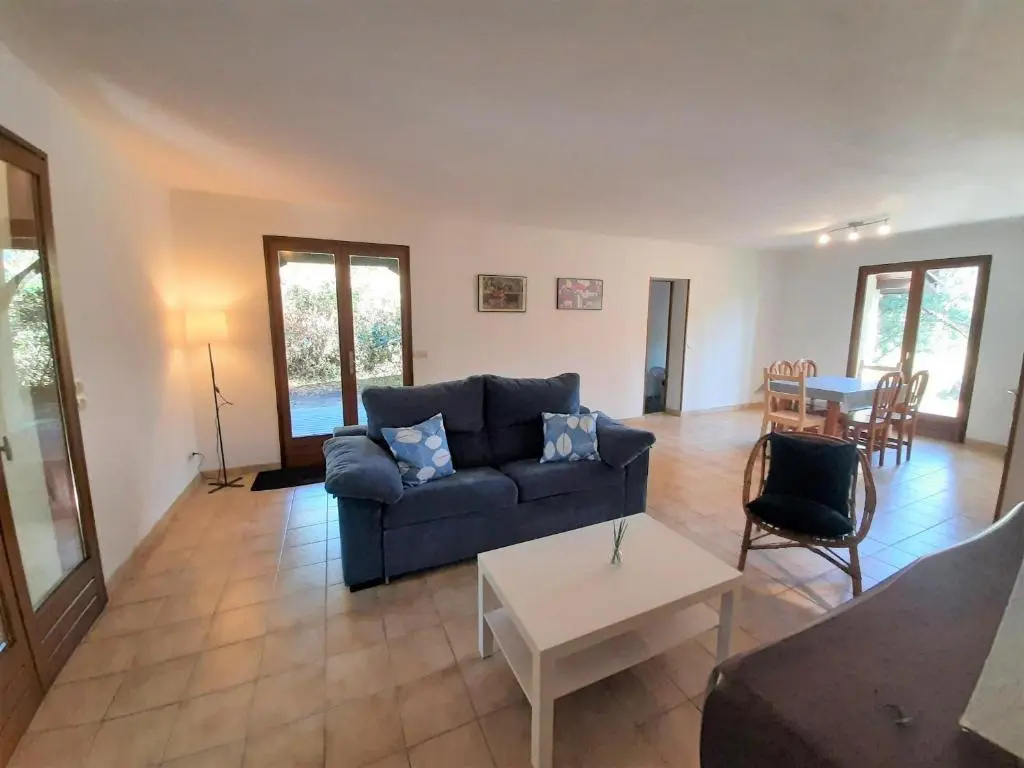 Maison familiale avec jardin, près de l\océan dans un quartier calme - FR-1-239-820