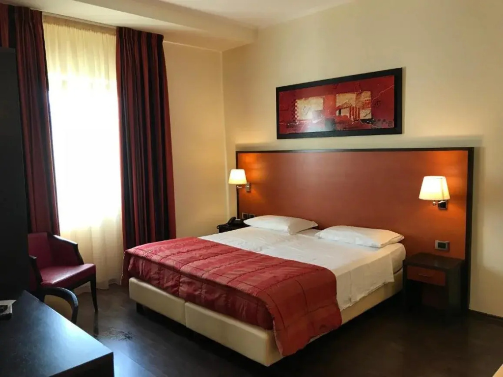 Gullo Hotel