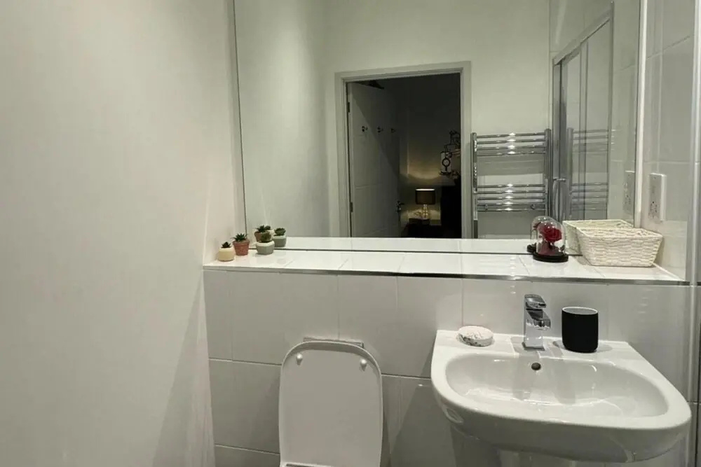 1 Bed-sleeps 4-town Centre-10 min to Ascot- Pets