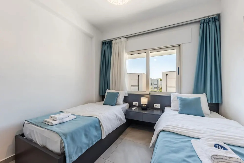 Tranquil Apartment With Pool Access - Manjola