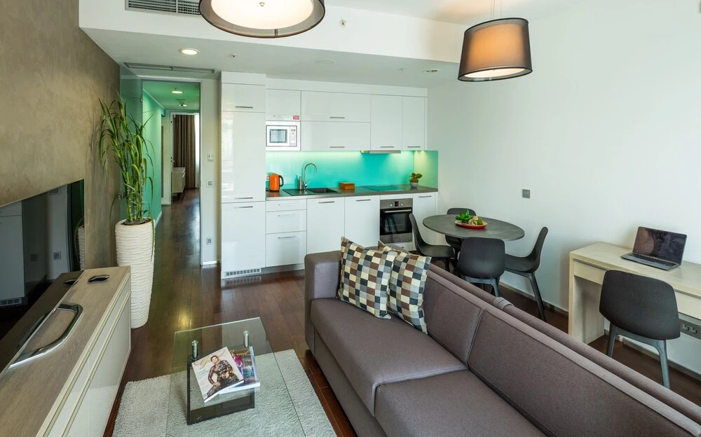 VN3 Terraces Suites by Adrez Living