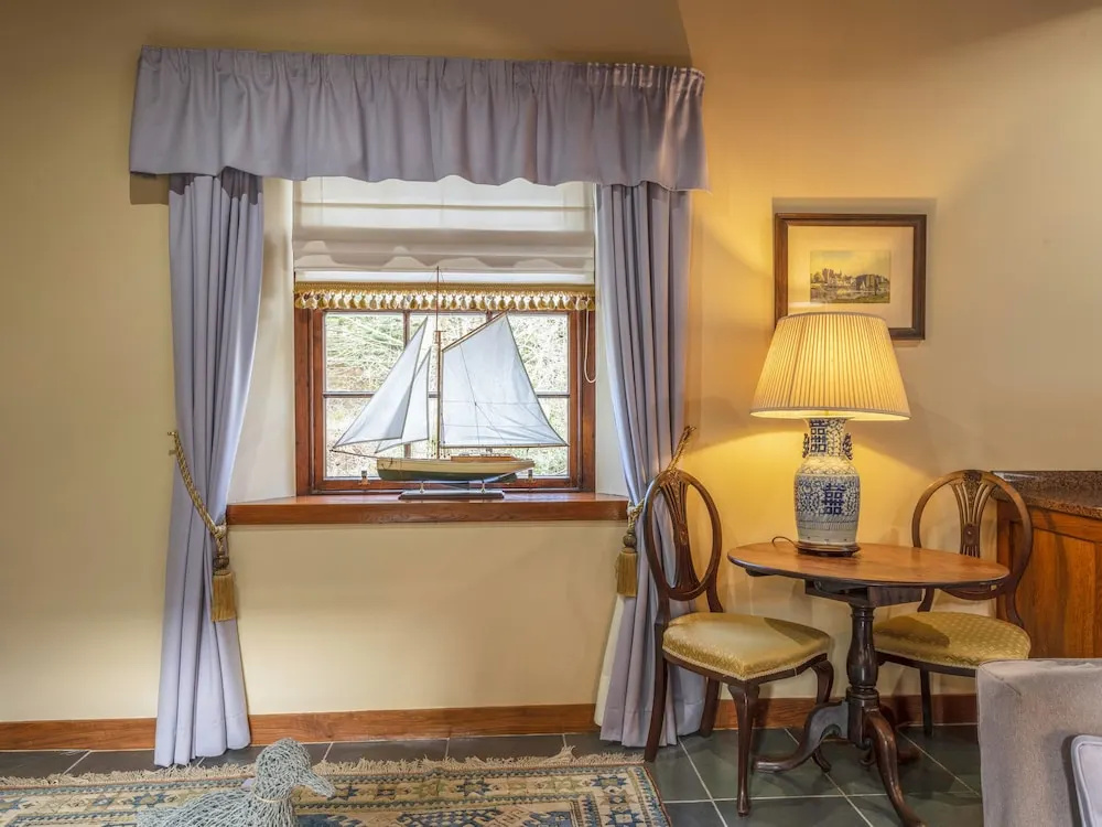 Duck Pond Cottage