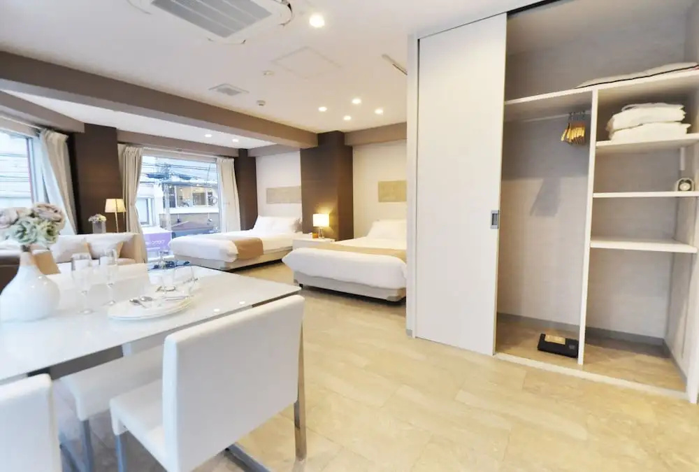 Senlax Inn Osaka