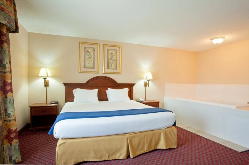 Holiday Inn Express Lincoln