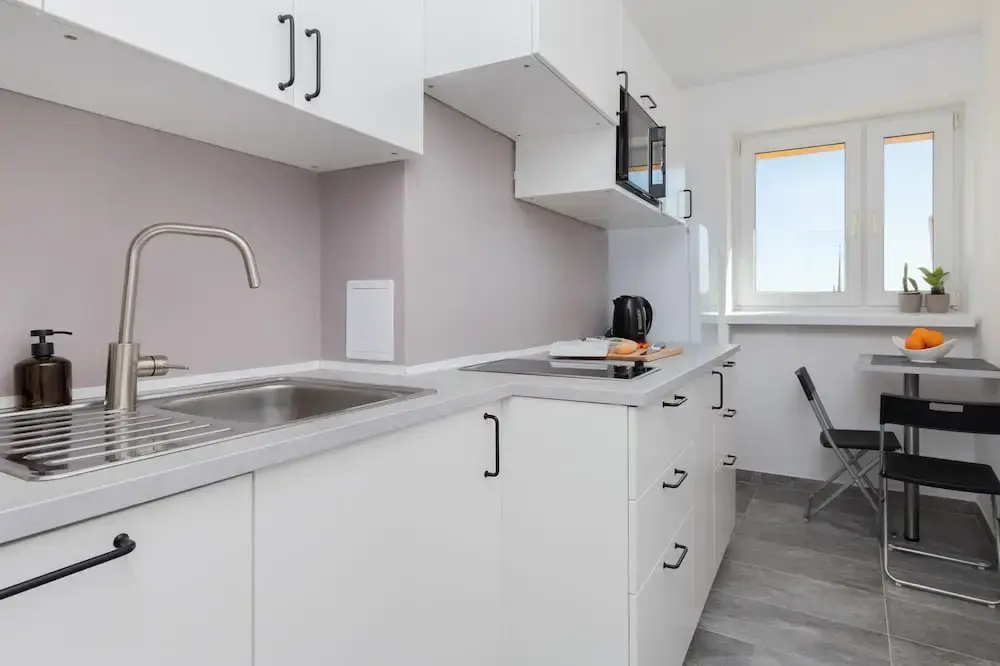 Warszawska Apartment Gdynia by Renters