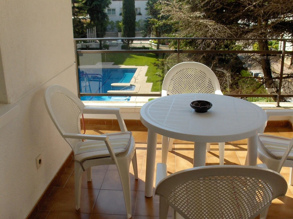 Apartment with One Bedroom in Lloret de Mar, with Wonderful City View, Pool Access And Terrace - 500 M From the Beach