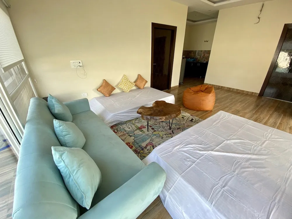 GoBravo 71- 2BHK Farm with Pool & Garden Sector 150 Noida