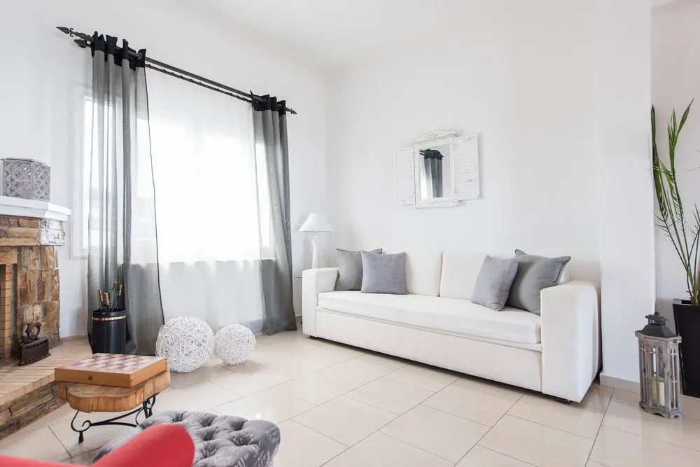 Morfes Luxury Suites by Caldera Houses