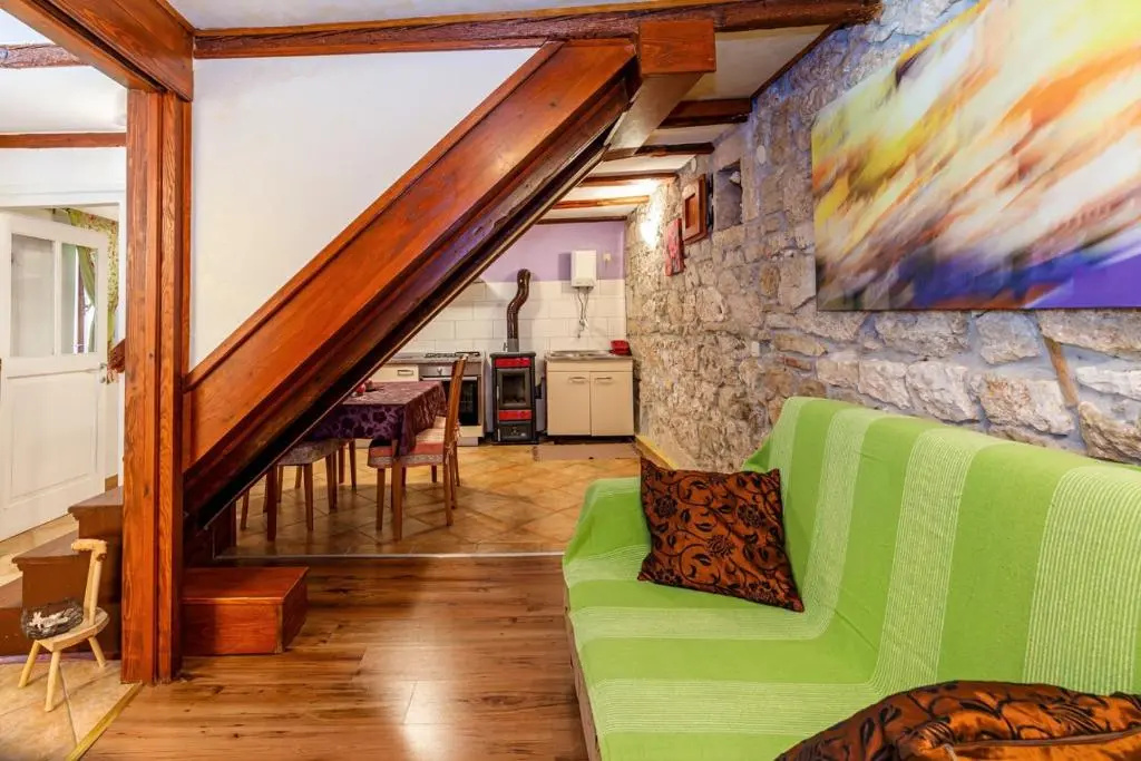Karla Holiday House