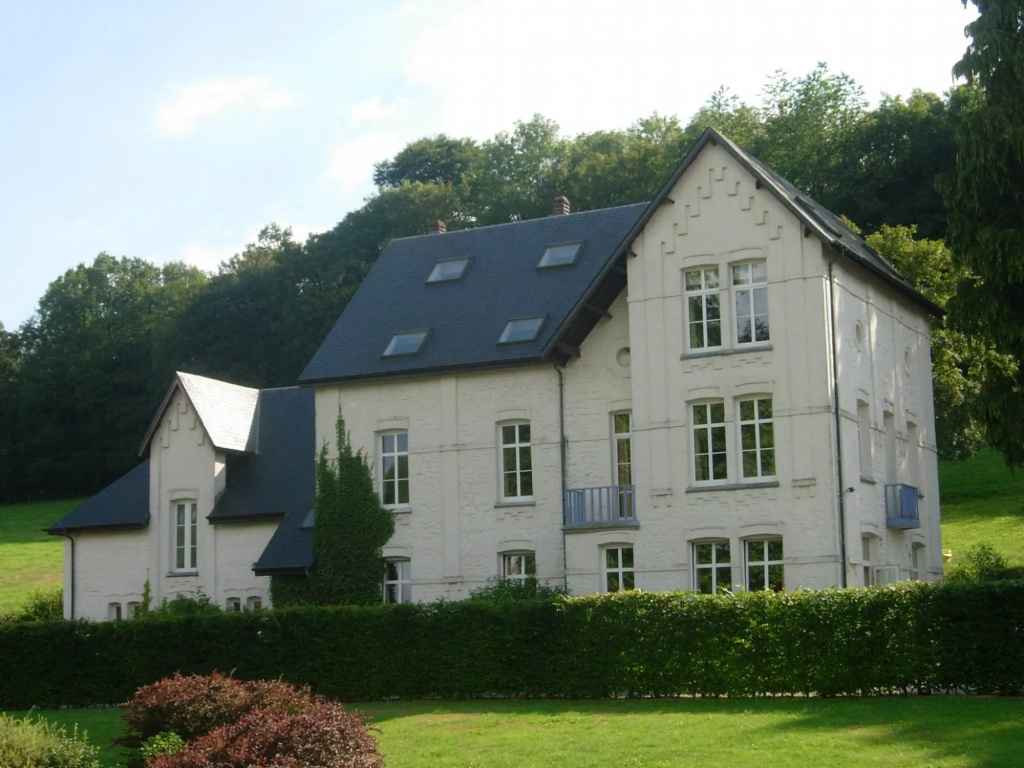 Quaint Holiday Home in Chimay With Garden