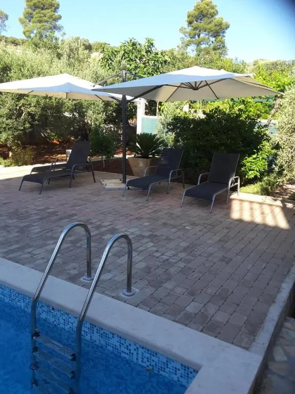 Apartments Nives