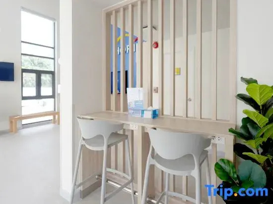 HOP INN Chonburi Bowin