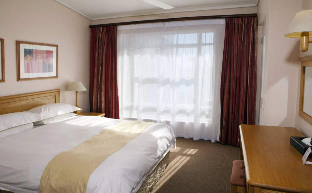 First Group Brookes Hill Suites