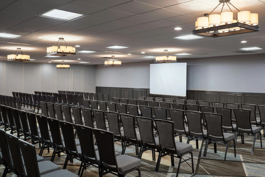 Embassy Suites by Hilton Austin Central