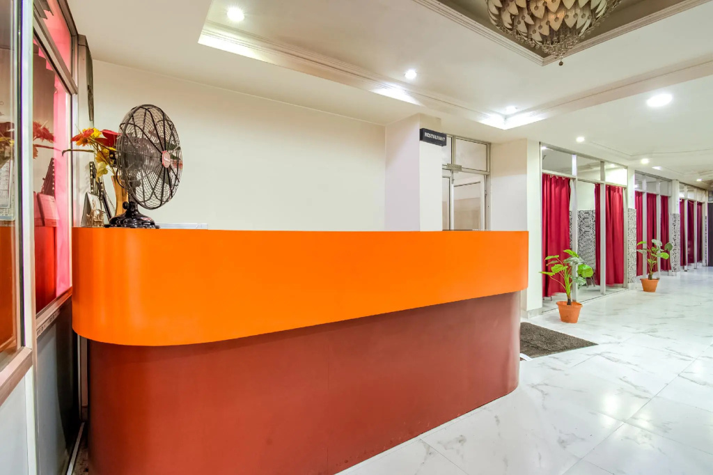 OYO Flagship 61266 Shree Kashi Andhra Ashram