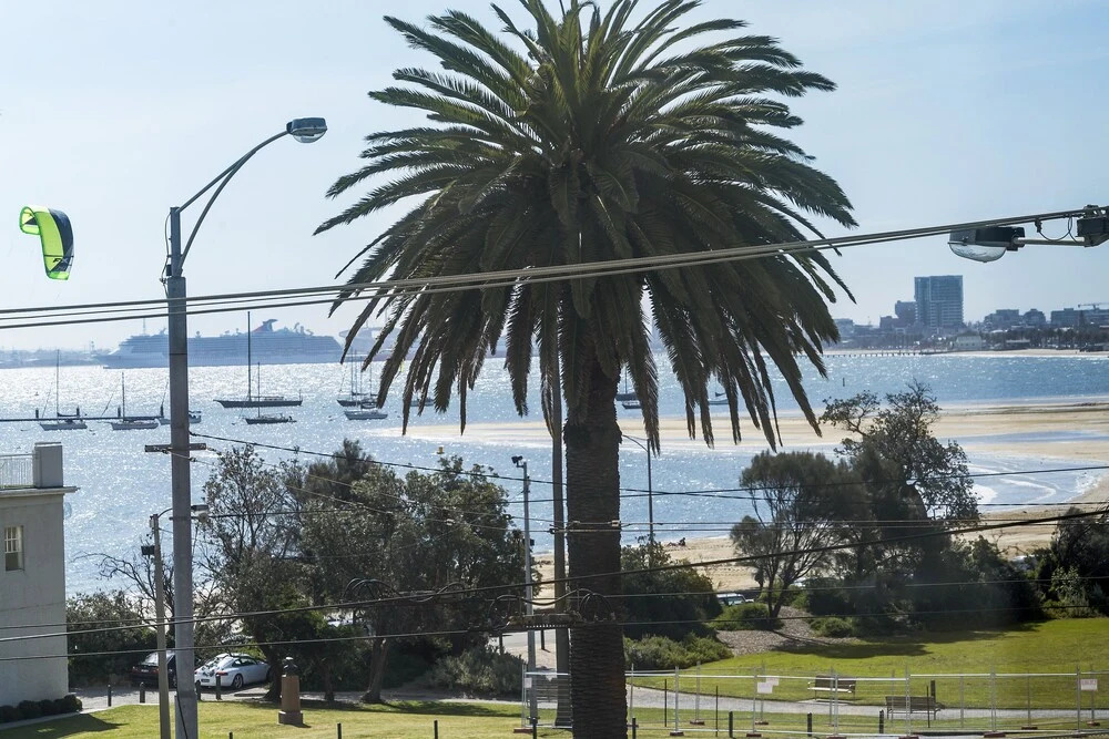 ELAINE, 2BDR St.Kilda Apartment