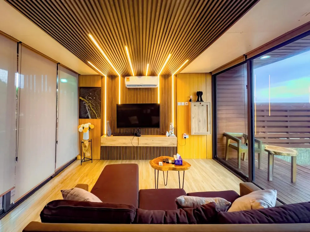 Selah Beach Cabins