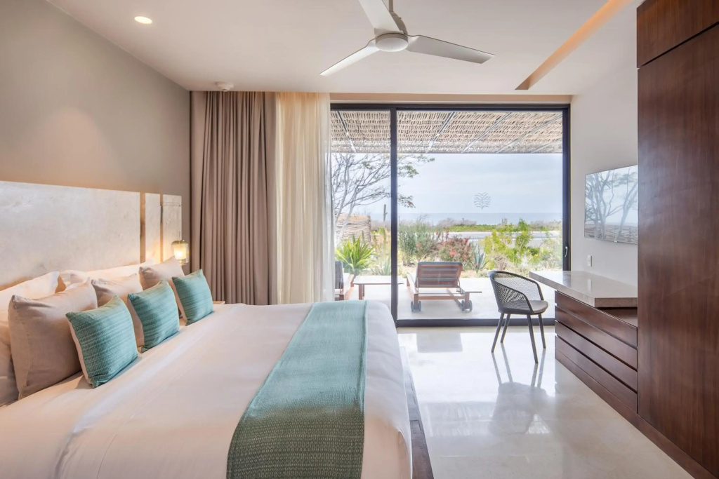 The Club at Solaz Luxury Villas