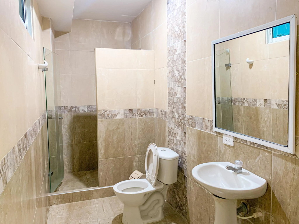 Hotel Abi Inn By GEH Suites