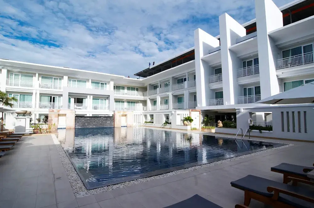 Kantary Hills Hotel and Serviced Apartments