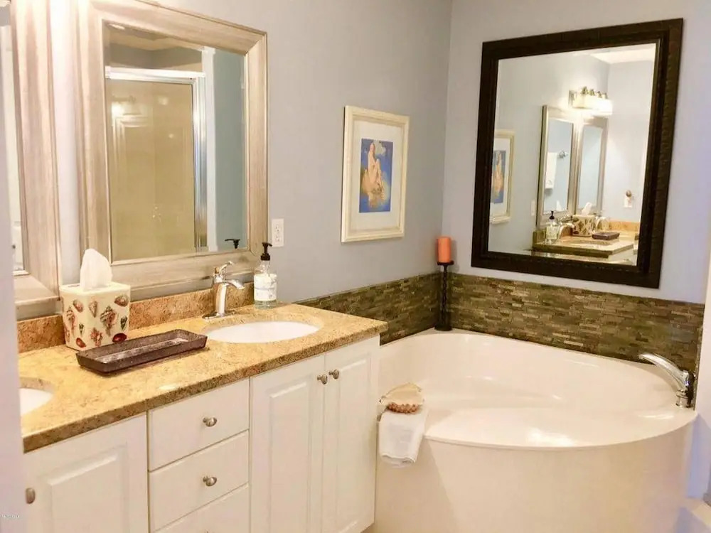 Celadon Beach Resort 1601 by Blueswell