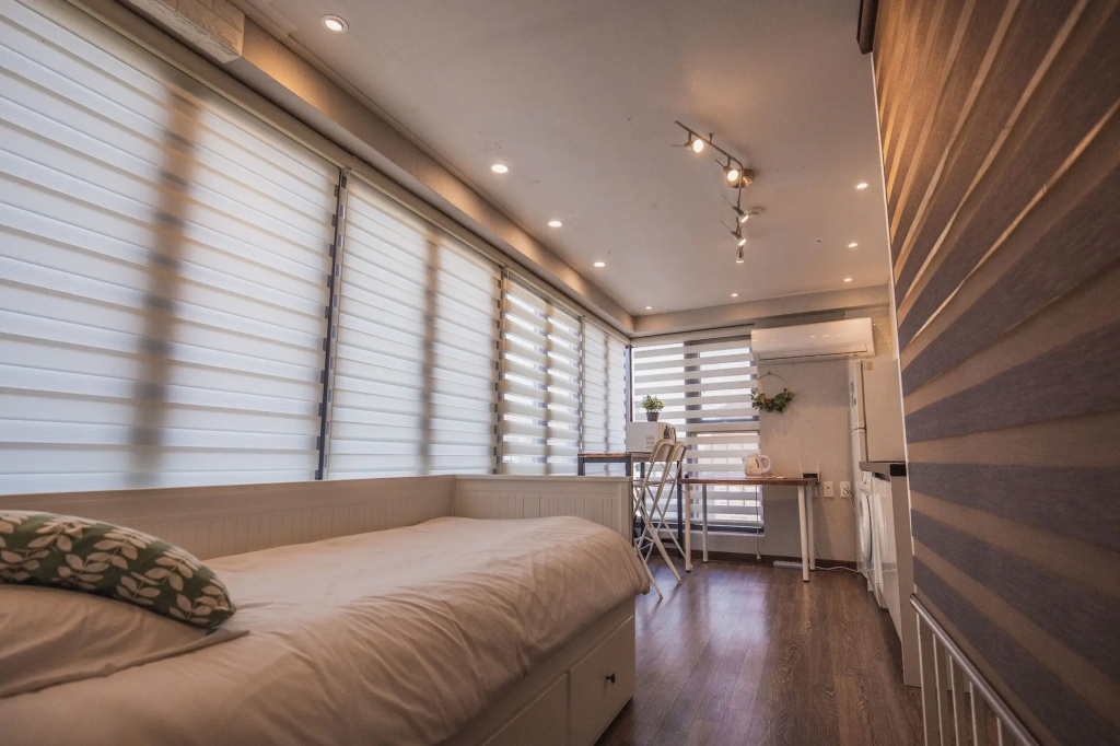 Myeongdong Artmonstay