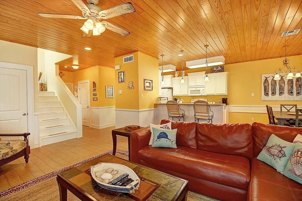 Pelican's Perch Vw21 3 Bedrooms 3.5 Bathrooms Home