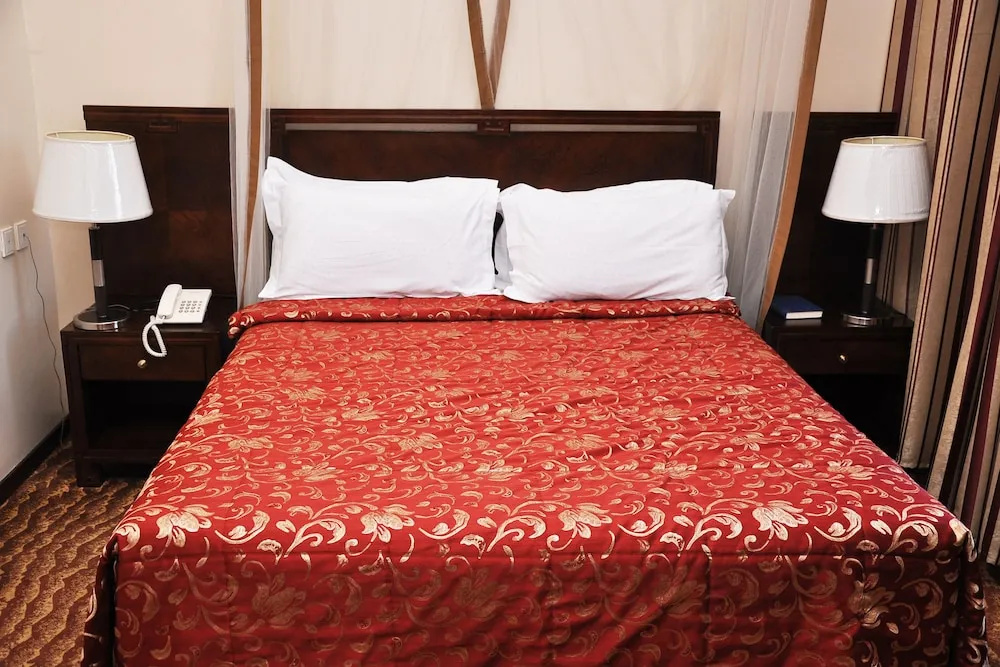 Garr Hotel