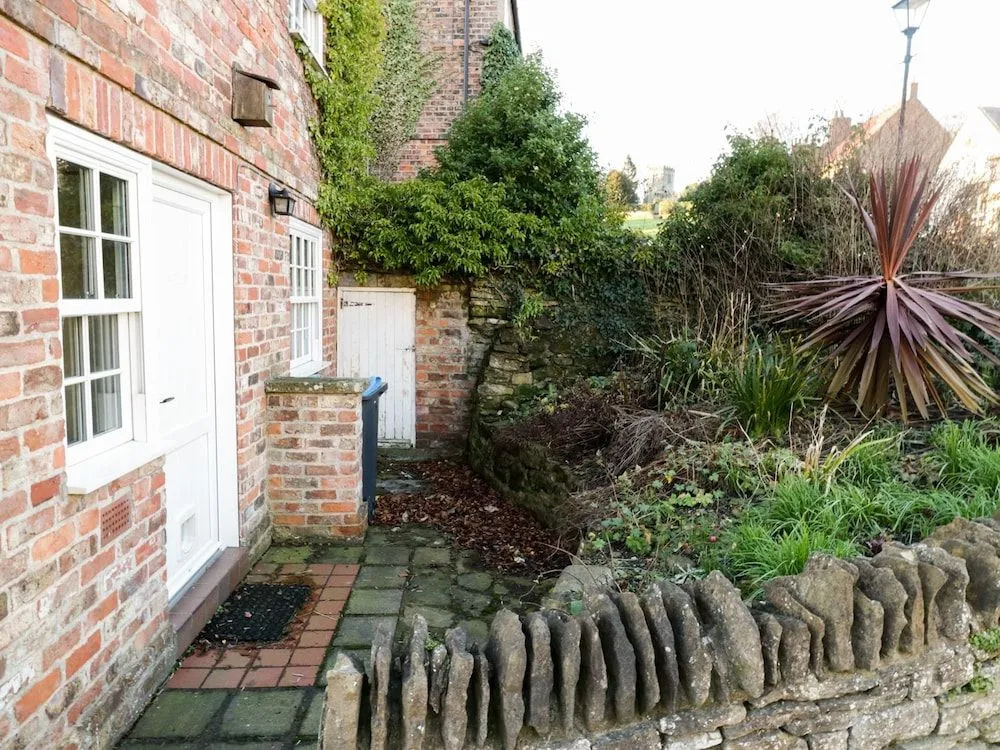 Honeysuckle Cottage