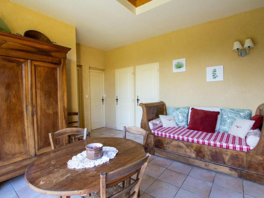Maison de charme en Dordogne avec cheminée et jardin clos - FR-1-616-159