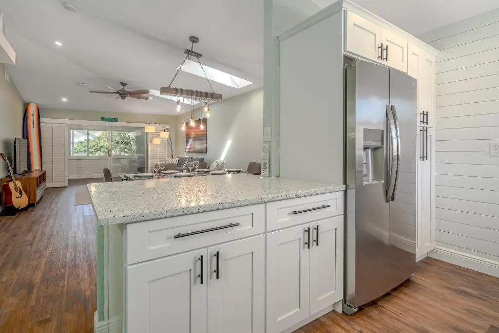 Charming Surf Bungalow Just 30 Seconds to the Beach!