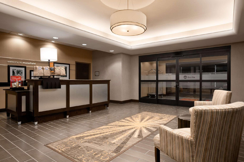 Hampton Inn & Suites - Mansfield