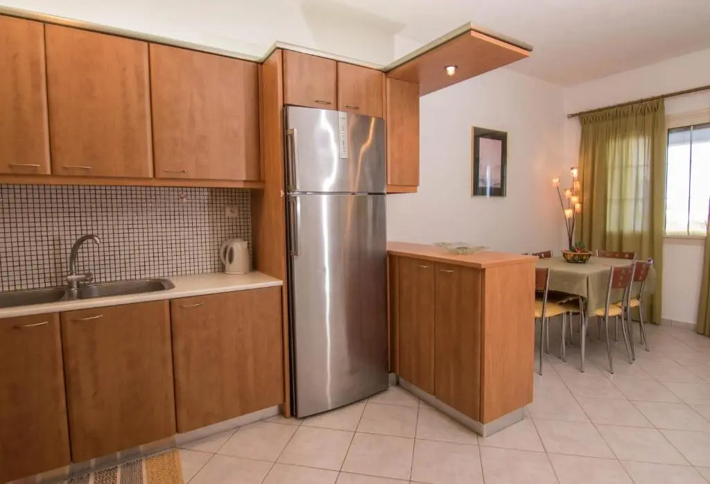 Fedra Apartments, View, Free Parking, 2mins to Beach
