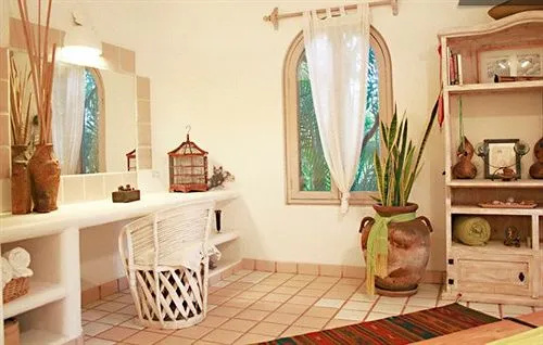 Casa Contenta