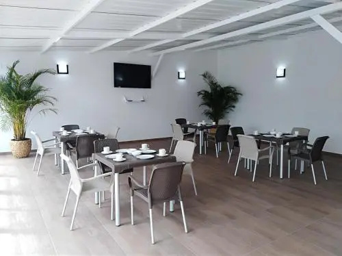 HOTEL JARDIN 38