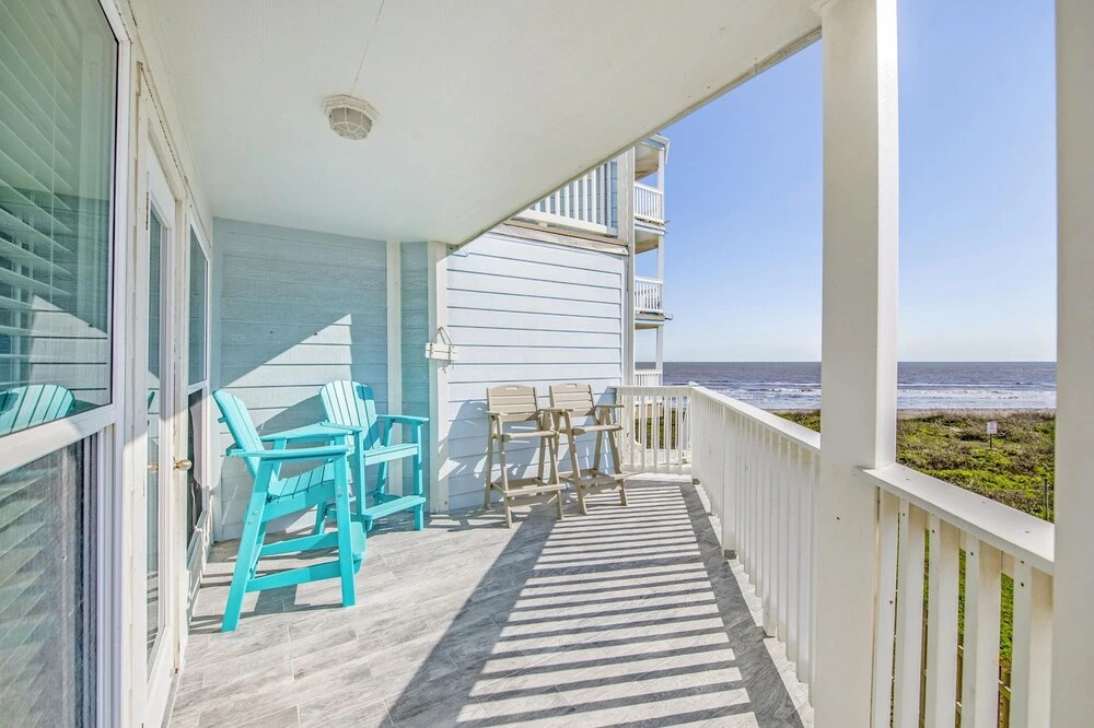 Seascape 1107 2 Bedrooms 1.5 Bathroom Condo