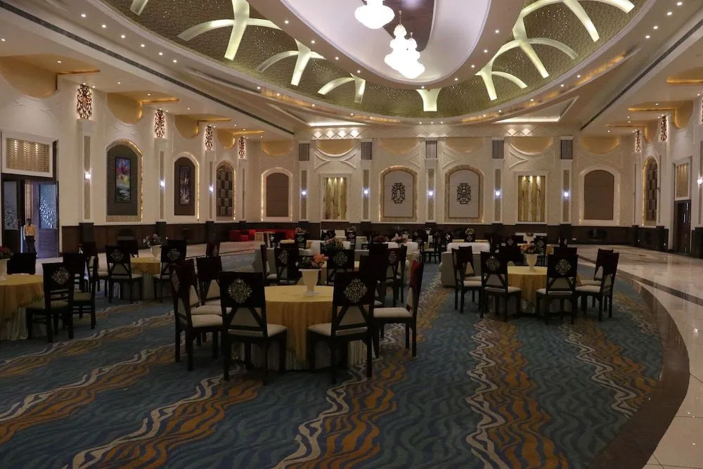 Wedcation By Tivoli - A Unit of Palmdale Resort