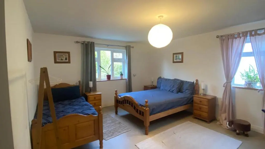 Happy Hill Guesthouse