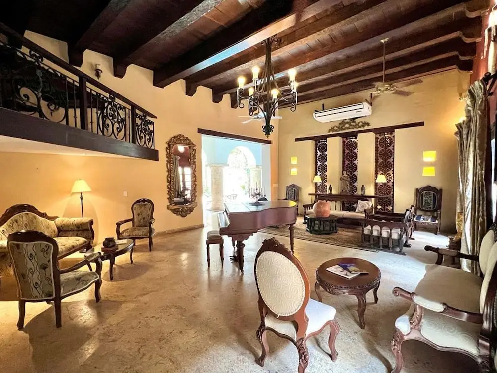 8aps-4 Luxury House in the Historic Center With Pool Air Conditioning and Wifi