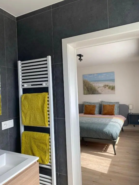 Die huis 14-Een oase van rust tussen polders en kust