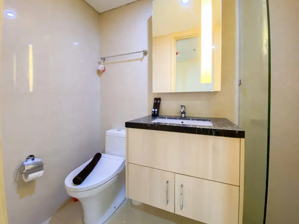 Good Deal Studio Apartment At Warhol (W/R) Residences