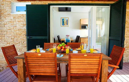 Lando Resort