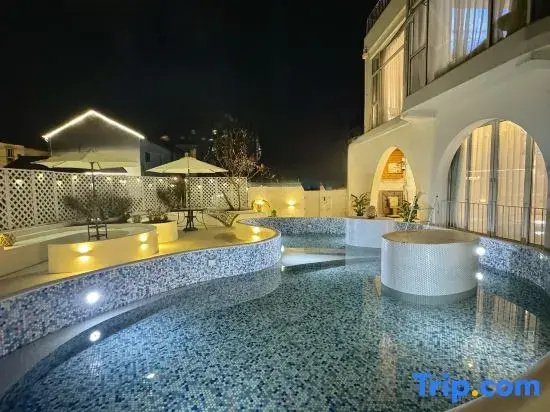 Shanghai Hudiegu Homestay (Shanghai International Tourism Resort)