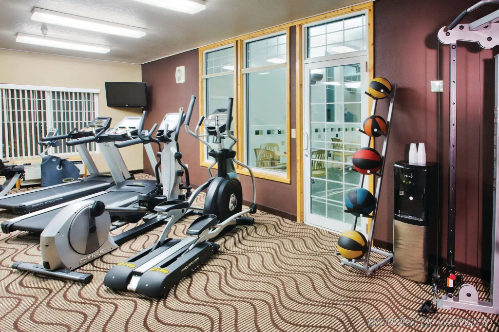 Best Western Plus Riverfront Hotel and Suites