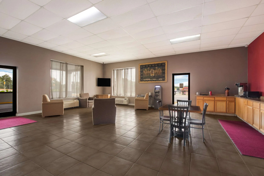 Suburban Studios Cleveland Central
