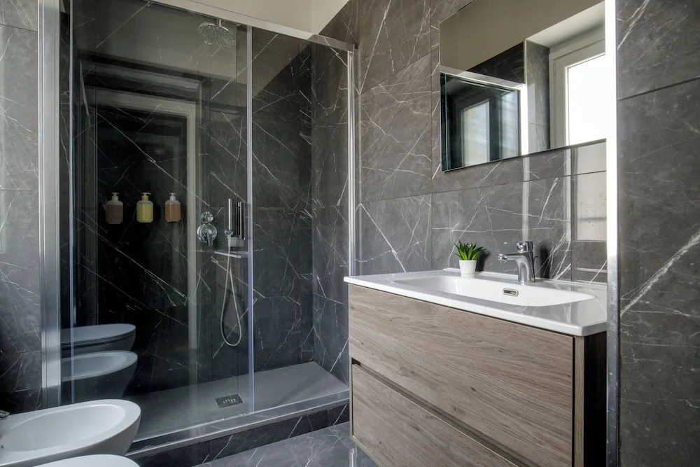 Signature Rooms by Hannah Hotels Collection